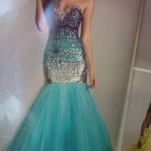 **Aqua Glittery Prom Dress**-Size 4